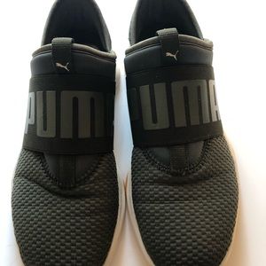 Puma Olive Green Foam Soft Sneakers!